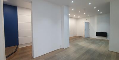 Local commercial - 45 m² - 2 pièces