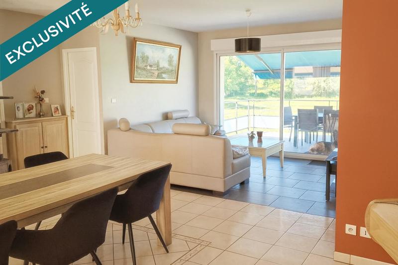 Maison - 263 m² - 9 pièces