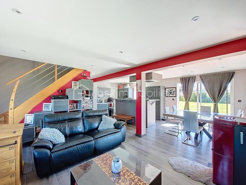 Pavillon - 137 m² - 6 pièces