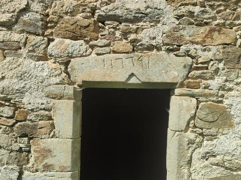 Corps de ferme - 300 m² - 7 pièces