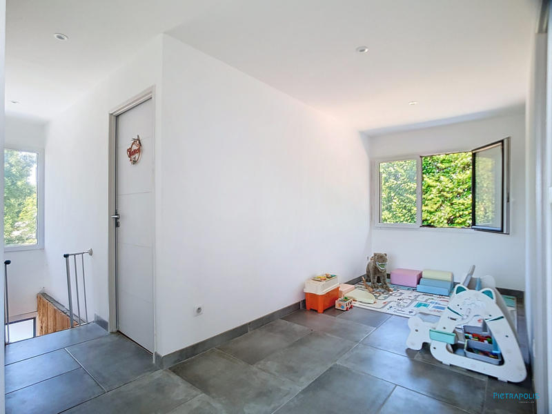 Maison - 146 m² - 5 pièces
