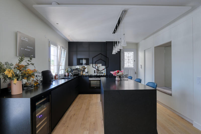 Maison - 103 m² - 5 pièces