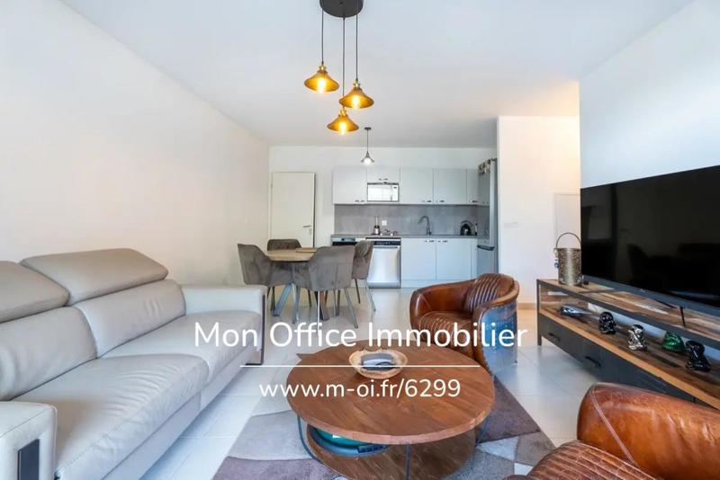 Appartement - 75 m² - 3 pièces