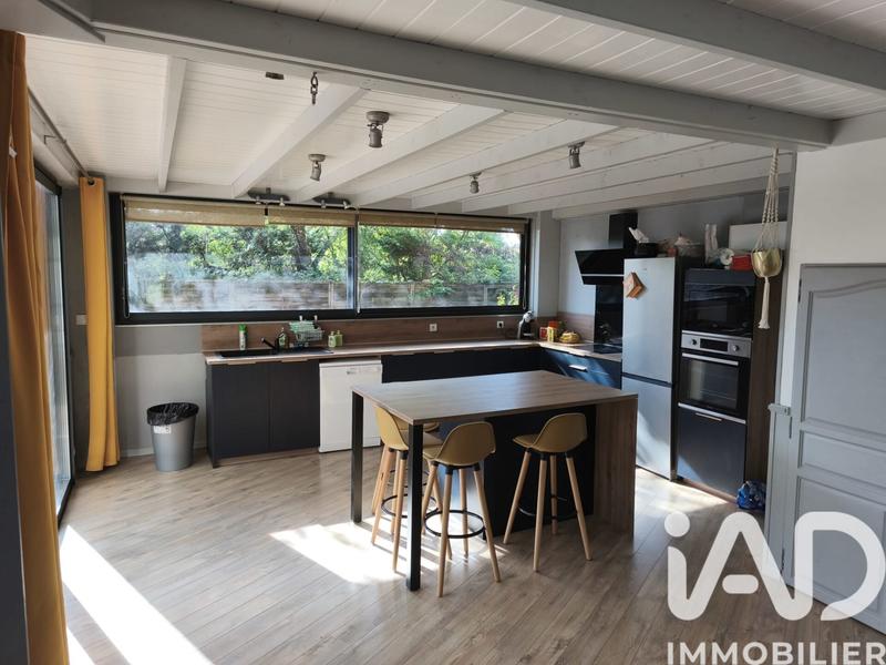 Maison - 88 m² - 4 pièces