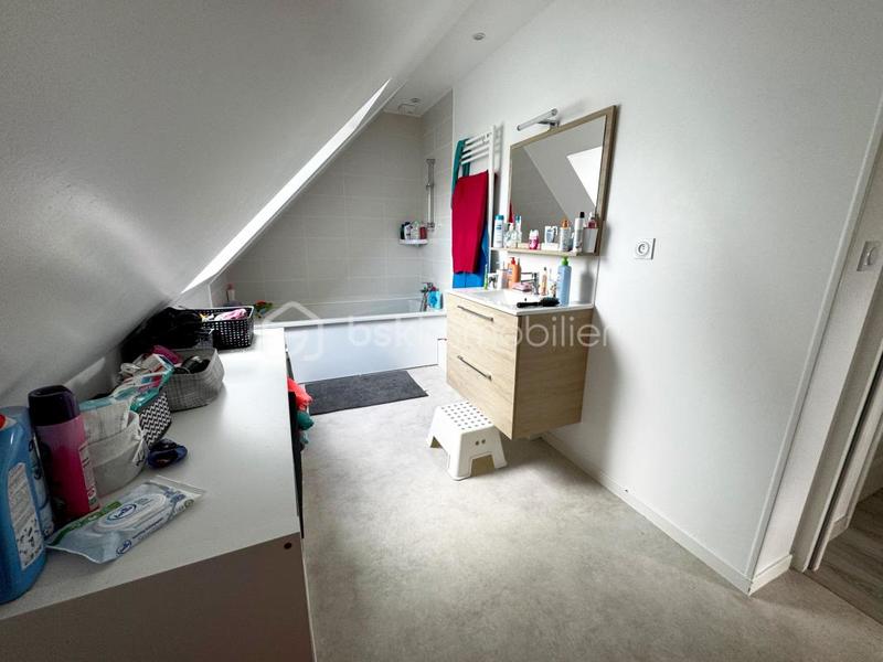 Maison traditionnelle - 106 m² - 7 pièces