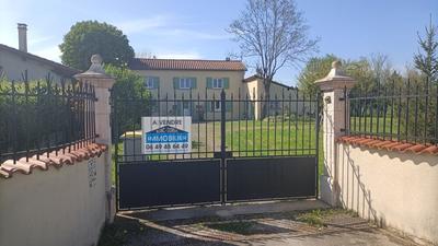 Maison - 99 m² - 4 pièces