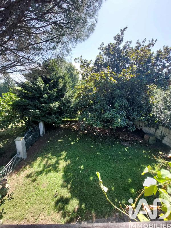 Maison - 389 m² - 10 pièces