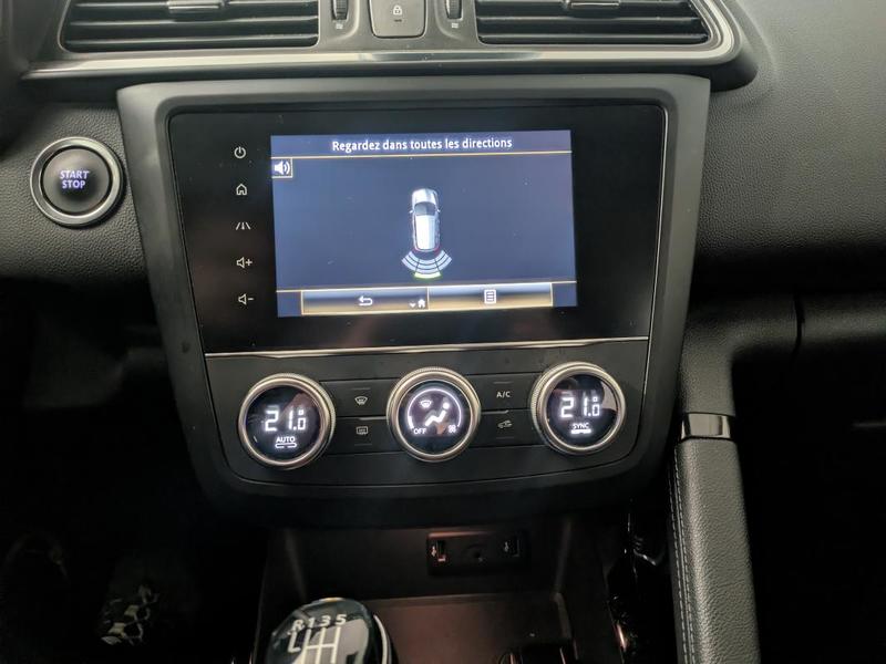 Renault Kadjar 1.5 Blue Dci 115ch Business Bvm Gps Clim Auto Radars de Recul Jantes Alu 1ere Main