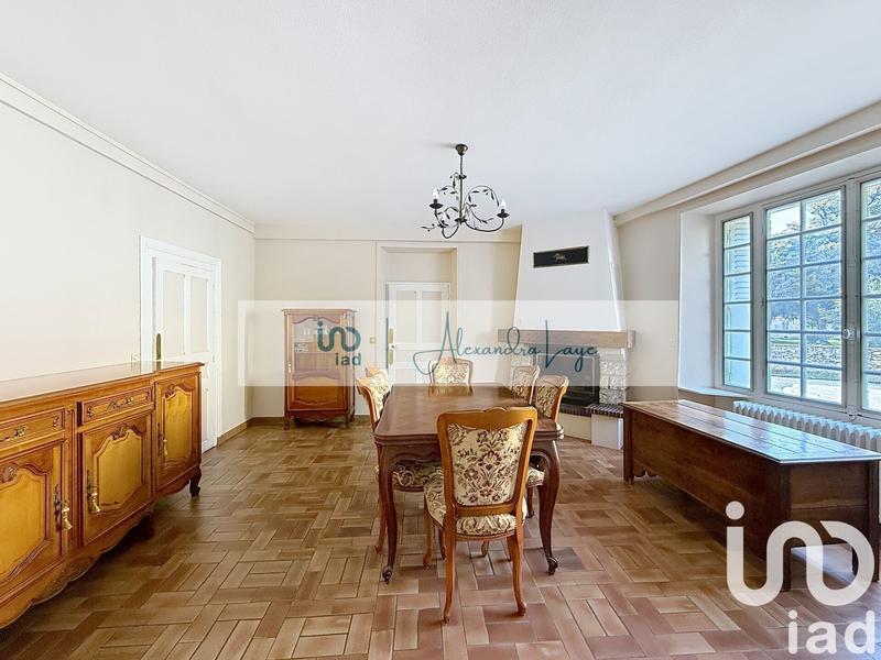 Maison - 160 m² - 7 pièces