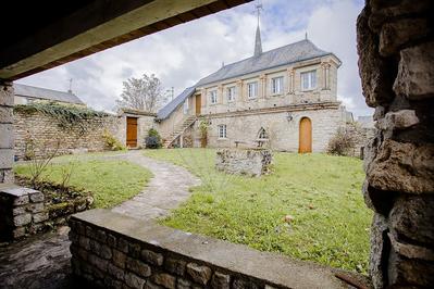 Propriété - 190 m² - 5 pièces