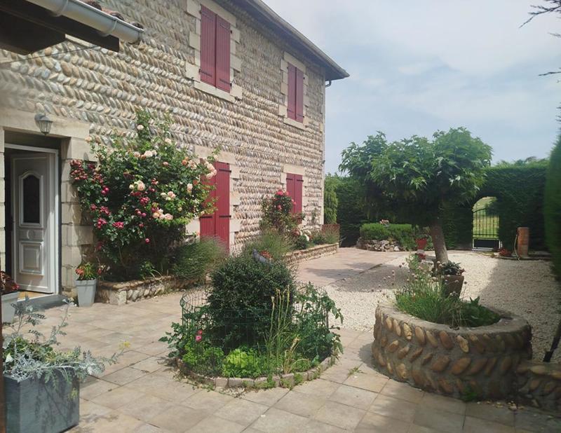 Propriété - 200 m² - 7 pièces