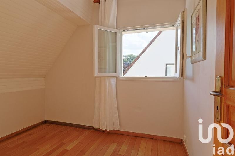 Maison - 188 m² - 8 pièces