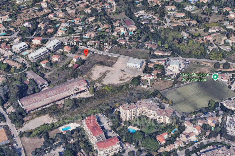 Parking / Garage - 13 m²