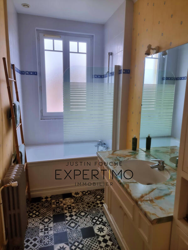 Appartement - 79 m² - 3 pièces