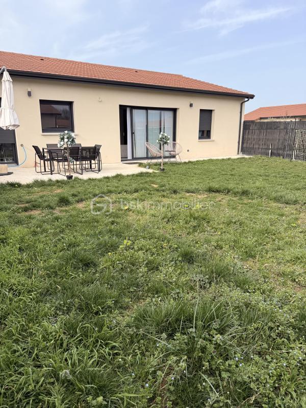 Maison - 100 m² - 4 pièces