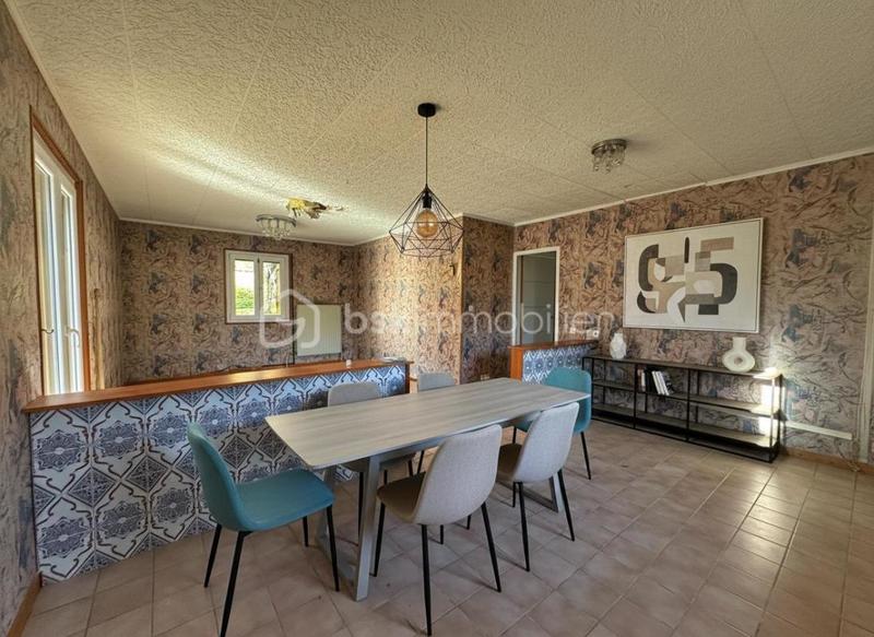 Maison - 146 m² - 8 pièces