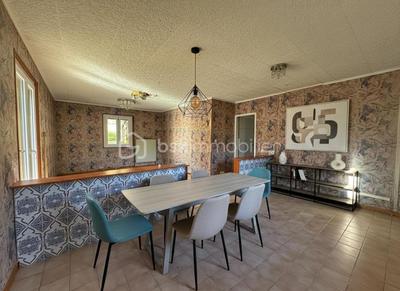 Maison - 146 m² - 8 pièces