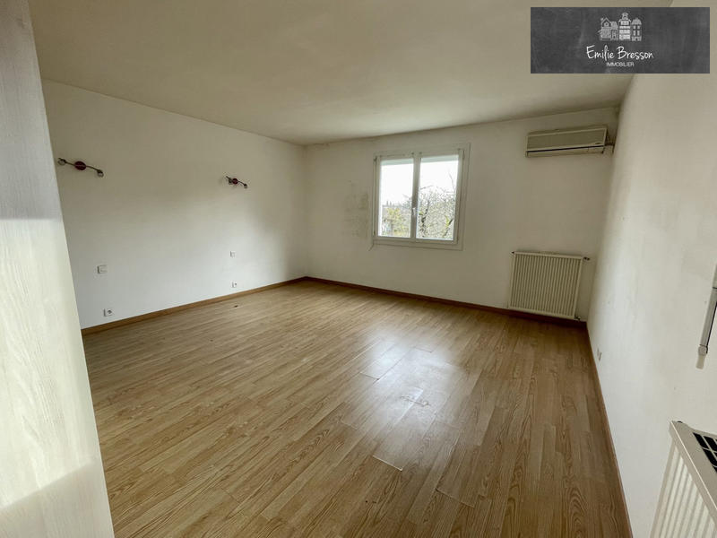 Maison - 140 m² - 4 pièces