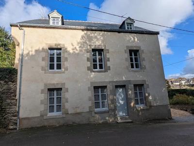 Maison - 134 m² - 6 pièces