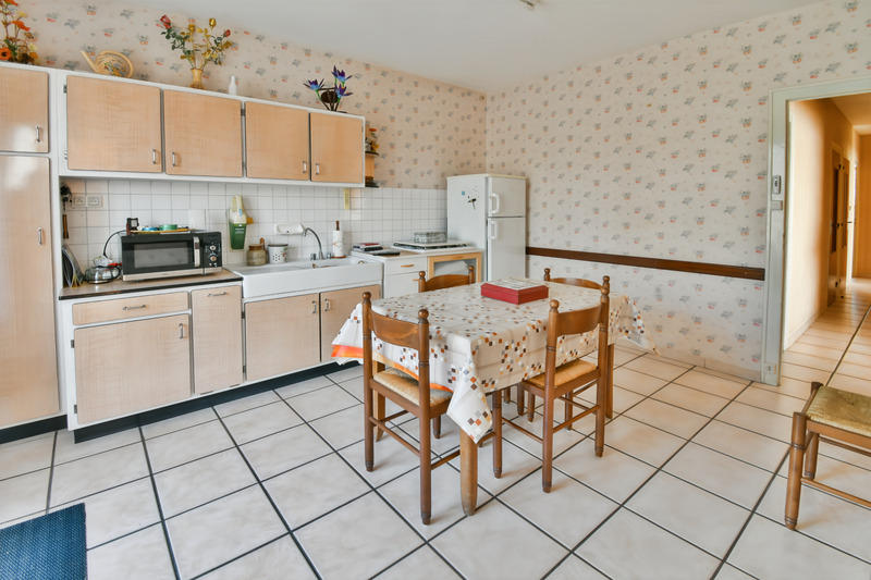 Maison - 96 m² - 4 pièces