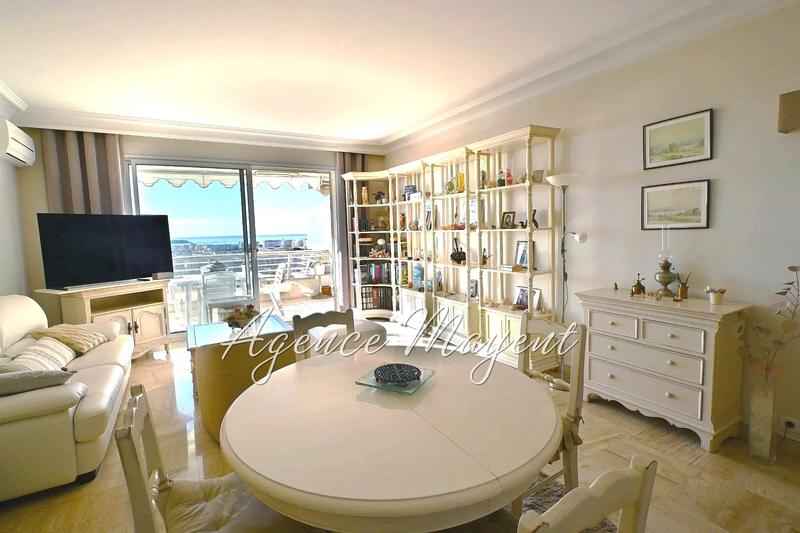 Appartement - 67 m² - 2 pièces