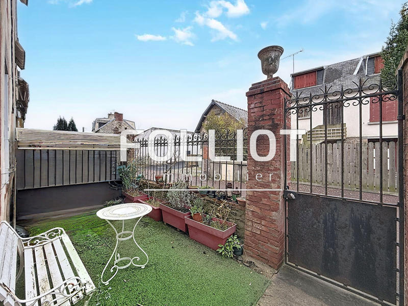 Maison - 95 m² - 5 pièces