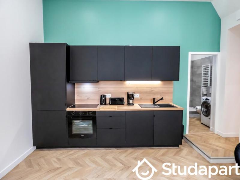 Chambre - 9 m² - 1 pièce