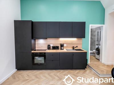 Chambre - 9 m² - 1 pièce