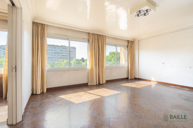 Appartement - 194 m² - 7 pièces