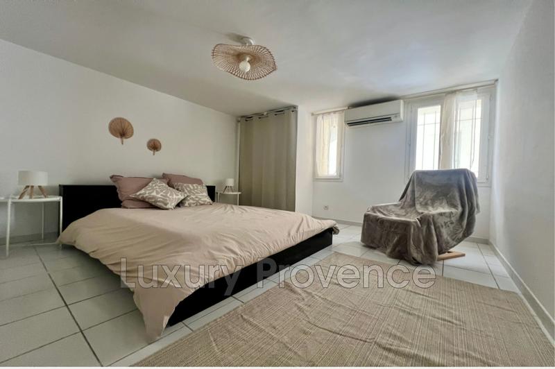 Appartement - 94 m² - 3 pièces