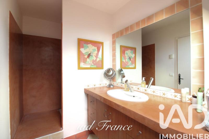 Maison - 189 m² - 8 pièces