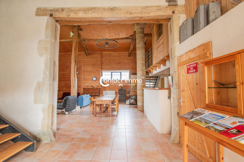 Maison ancienne - 264 m² - 8 pièces