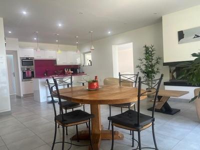 Maison - 126 m² - 3 pièces