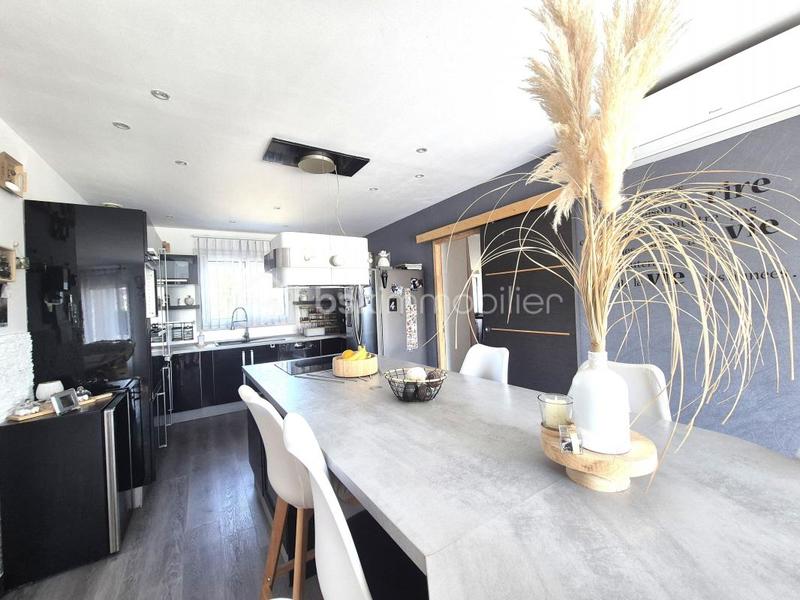 Maison - 150 m² - 4 pièces