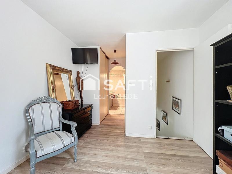 Maison - 179 m² - 6 pièces