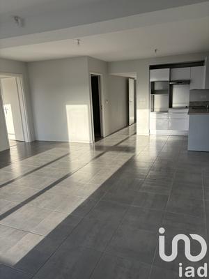 Appartement - 90 m² - 4 pièces