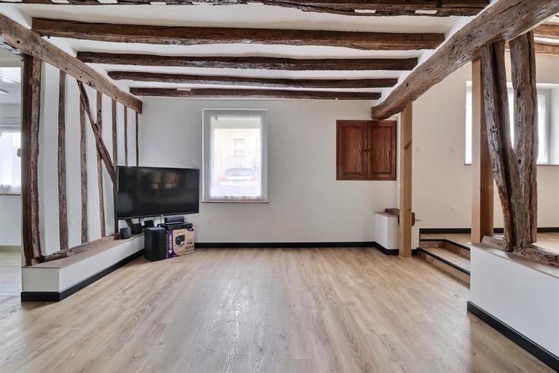 Maison de bourg - 105 m² - 6 pièces