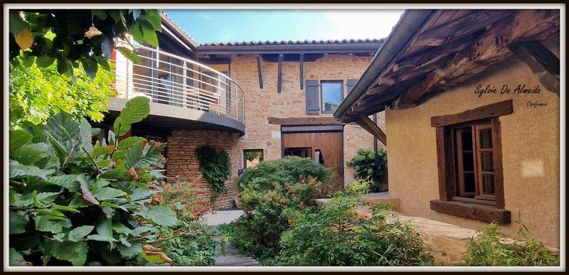 Maison - 326 m² - 6 pièces