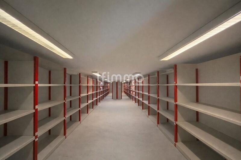 Maison - 240 m² - 7 pièces