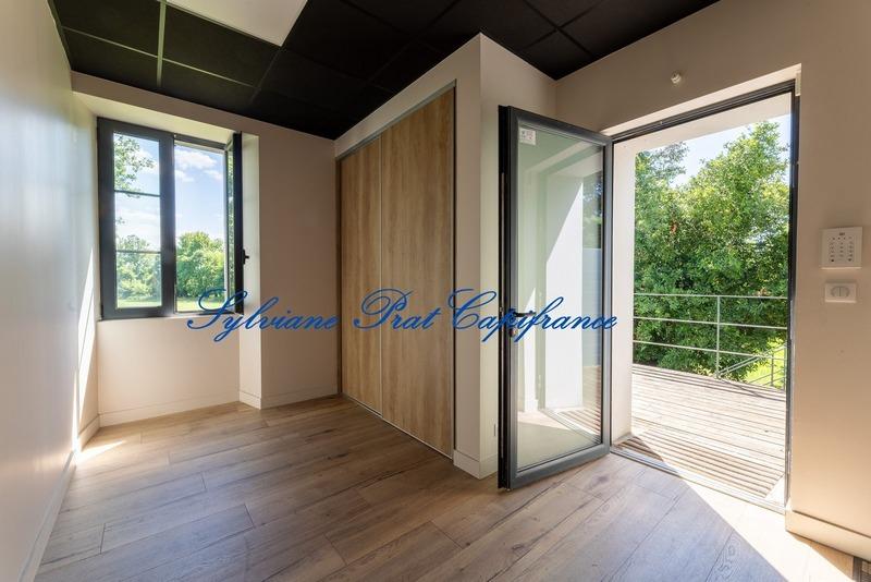 Local commercial - 493 m² - 12 pièces