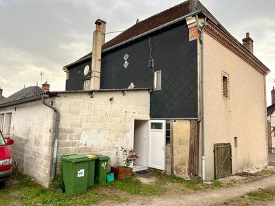 Maison - 180 m² - 7 pièces