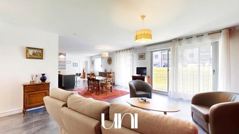 Appartement - 97 m² - 3 pièces