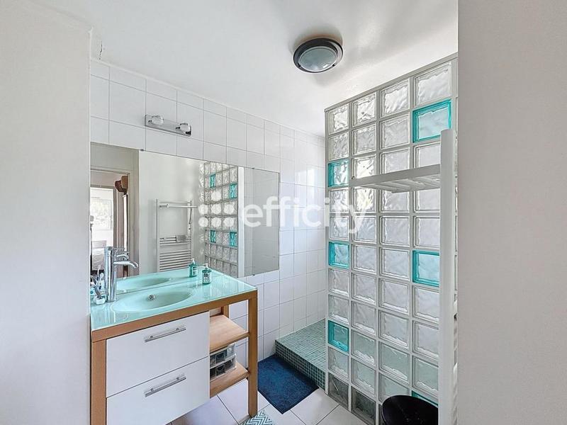 Maison - 165 m² - 7 pièces