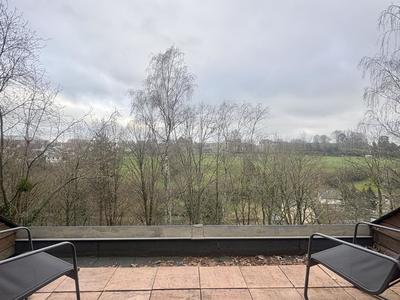 Maison - 216 m² - 7 pièces