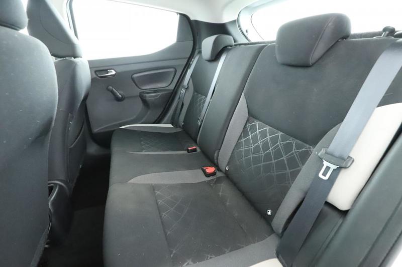 Nissan Micra 1.0 Ig Acenta 71 ch