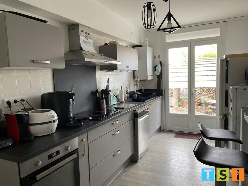 Maison - 105 m² - 5 pièces