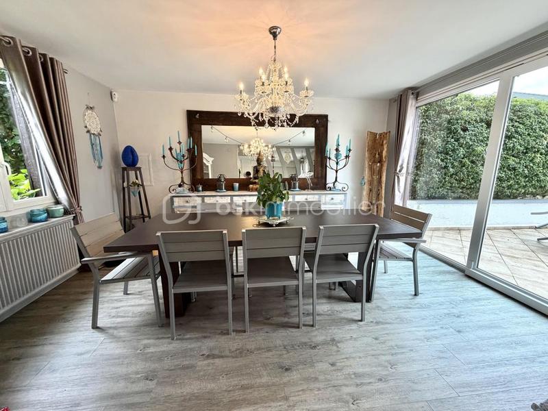 Chaumière - 170 m² - 7 pièces