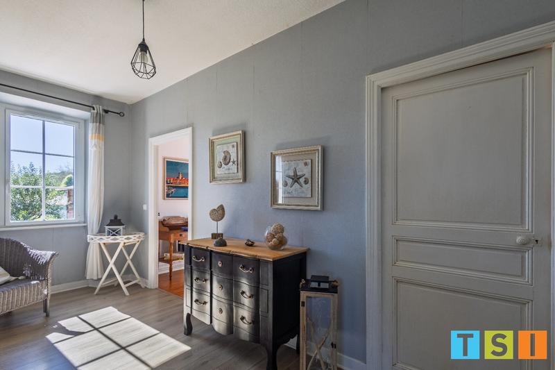 Maison - 122 m² - 5 pièces