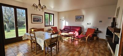 Maison - 93 m² - 4 pièces