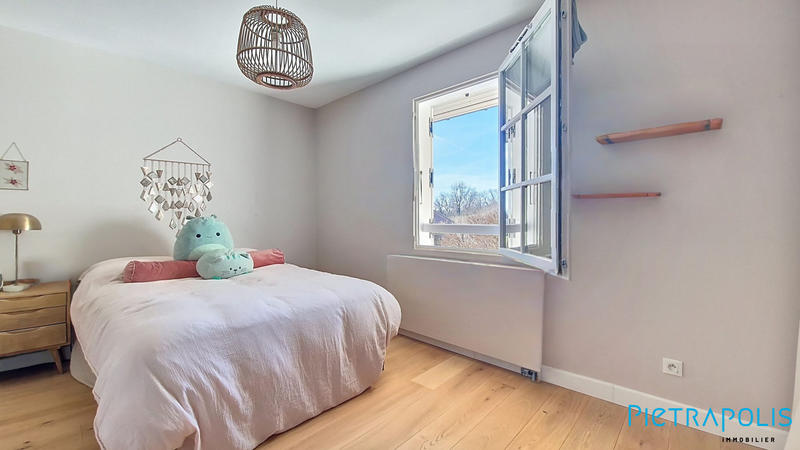 Maison - 170 m² - 6 pièces